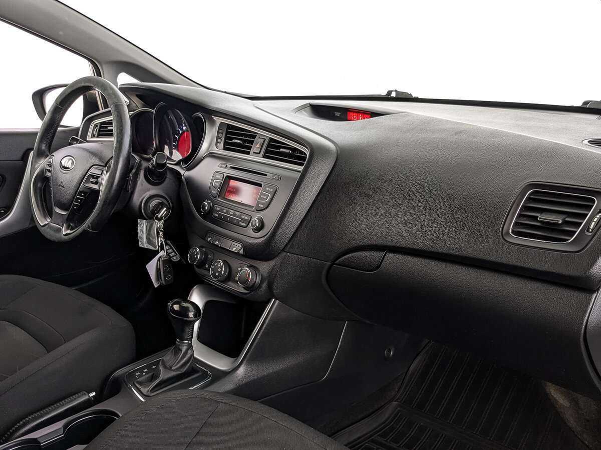 Kia Ceed 2015 года с пробегом. Фото: #8