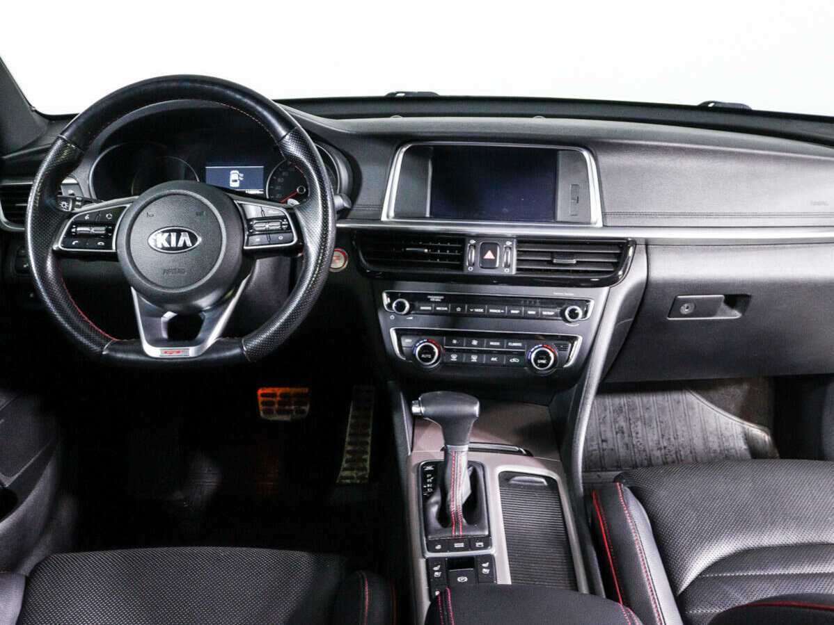 Kia Optima 2018 года с пробегом. Фото: #9