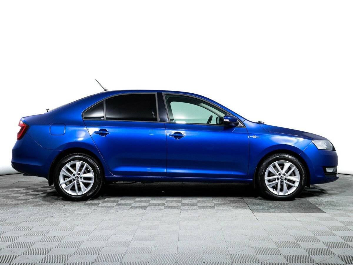 Skoda Rapid 2018 года с пробегом. Фото: #3