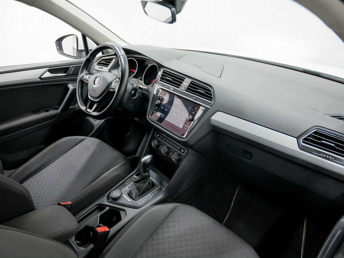 Volkswagen Tiguan 2018 года с пробегом. Фото: #6