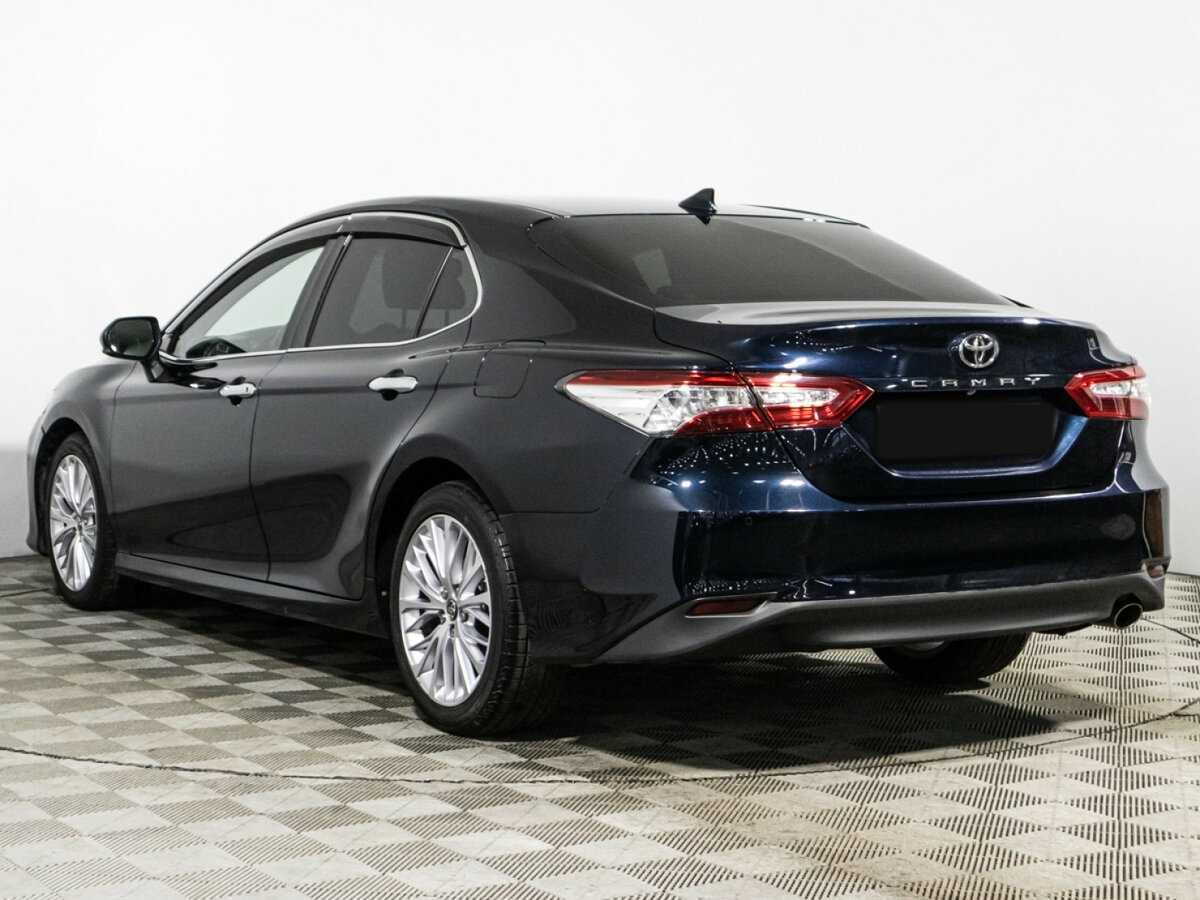 Toyota Camry 2018 года с пробегом. Фото: #6