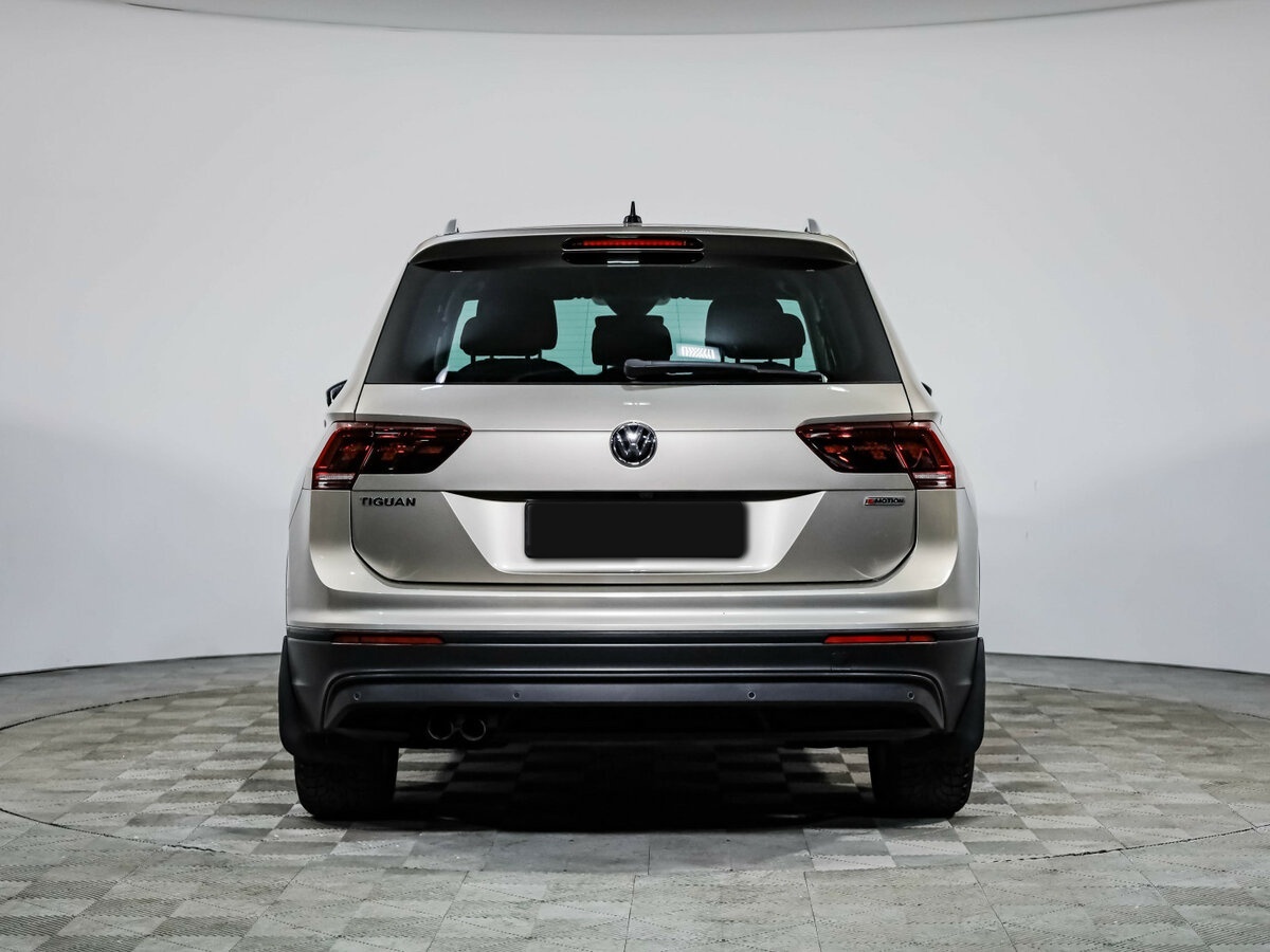 Volkswagen Tiguan 2020 года с пробегом. Фото: #5
