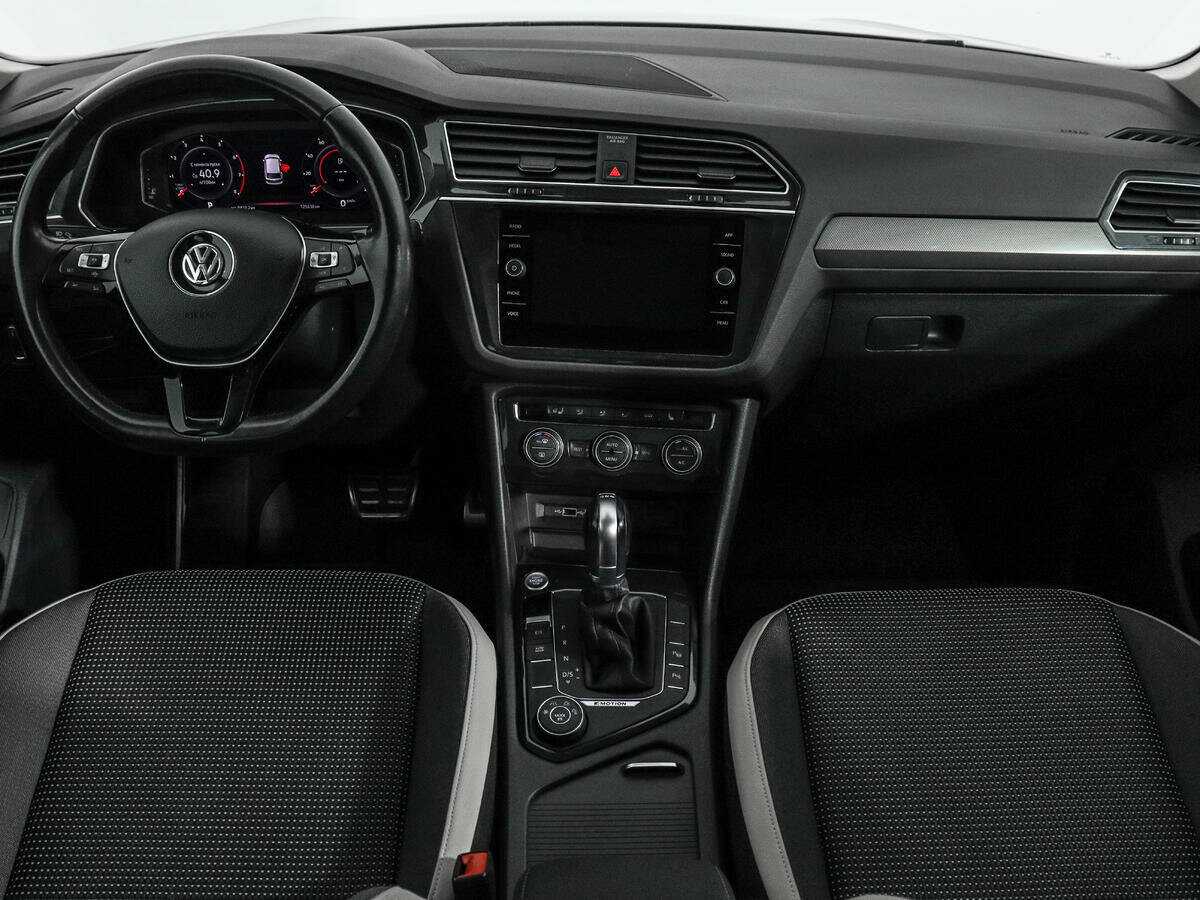 Volkswagen Tiguan 2019 года с пробегом. Фото: #14