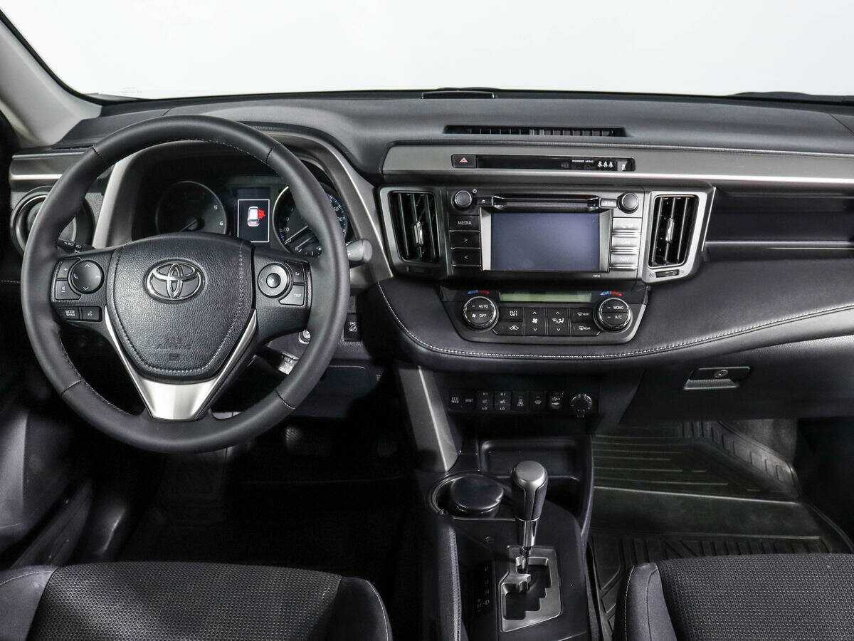 Toyota RAV4 2015 года с пробегом. Фото: #11