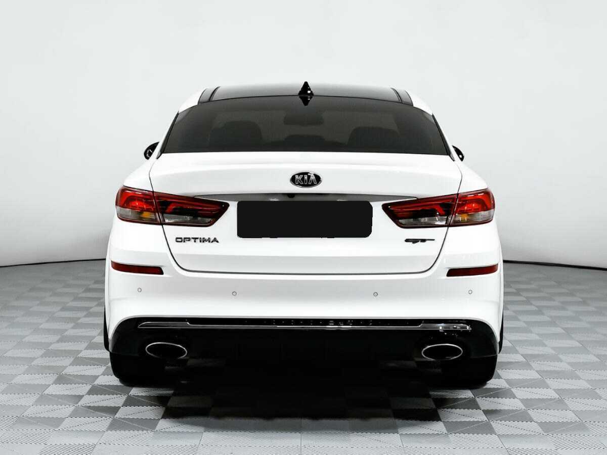 Kia Optima 2018 года с пробегом. Фото: #5