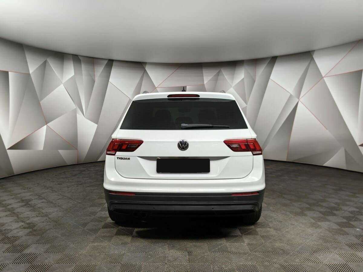 Volkswagen Tiguan 2018 года с пробегом. Фото: #7