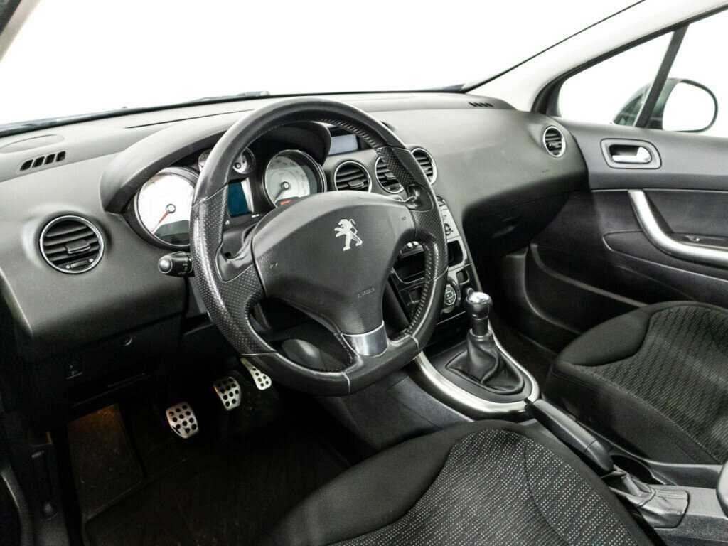 Peugeot 308 2012 года с пробегом. Фото: #10