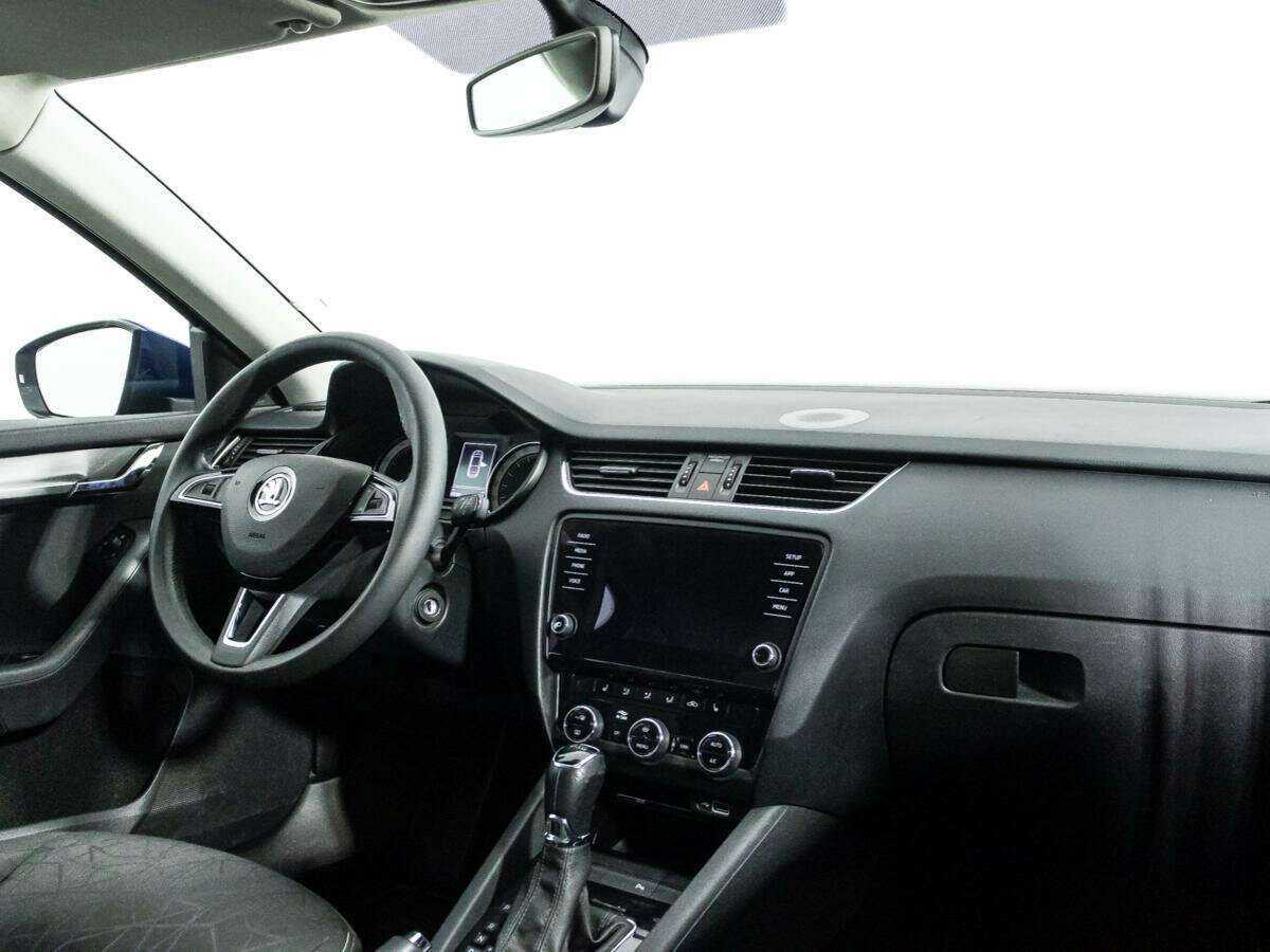Skoda Octavia 2019 года с пробегом. Фото: #8