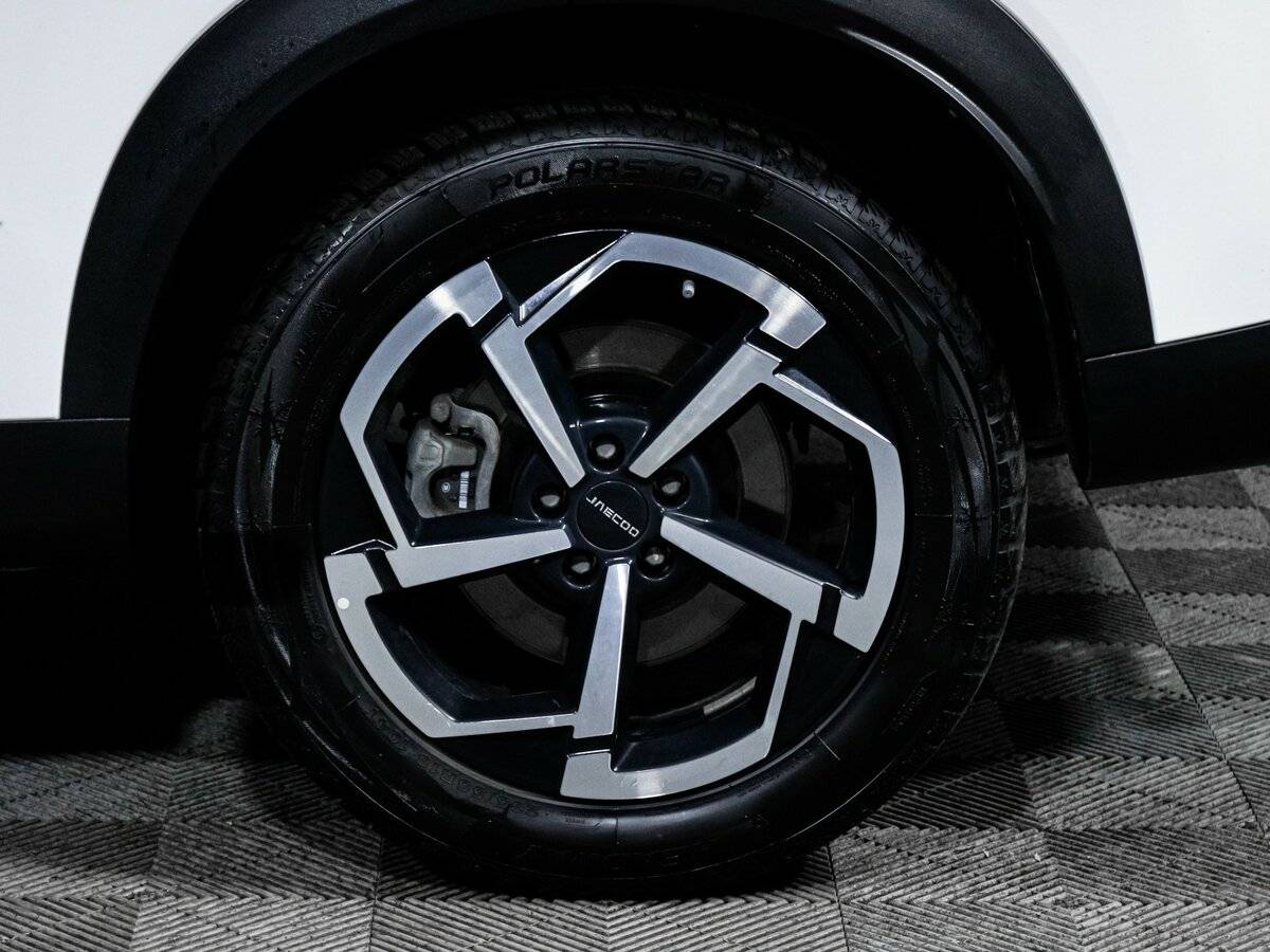 Jaecoo J7 2024 года с пробегом. Фото: #14