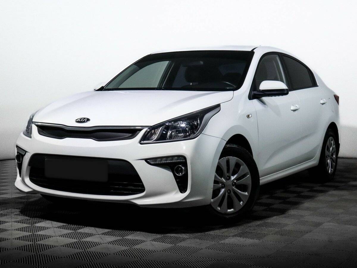 Kia Rio 2017 года с пробегом. Посмотреть фото