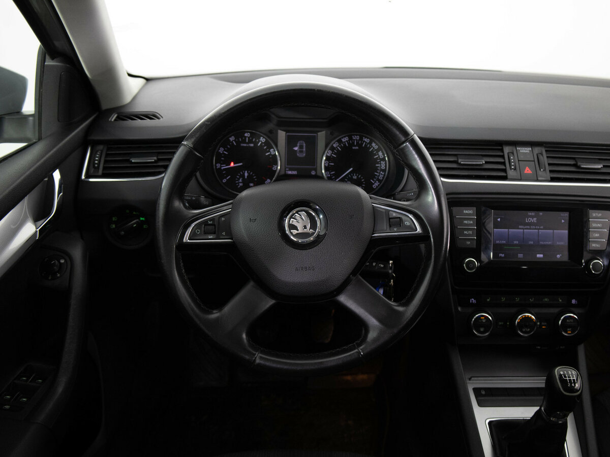 Skoda Octavia 2013 года с пробегом. Фото: #7