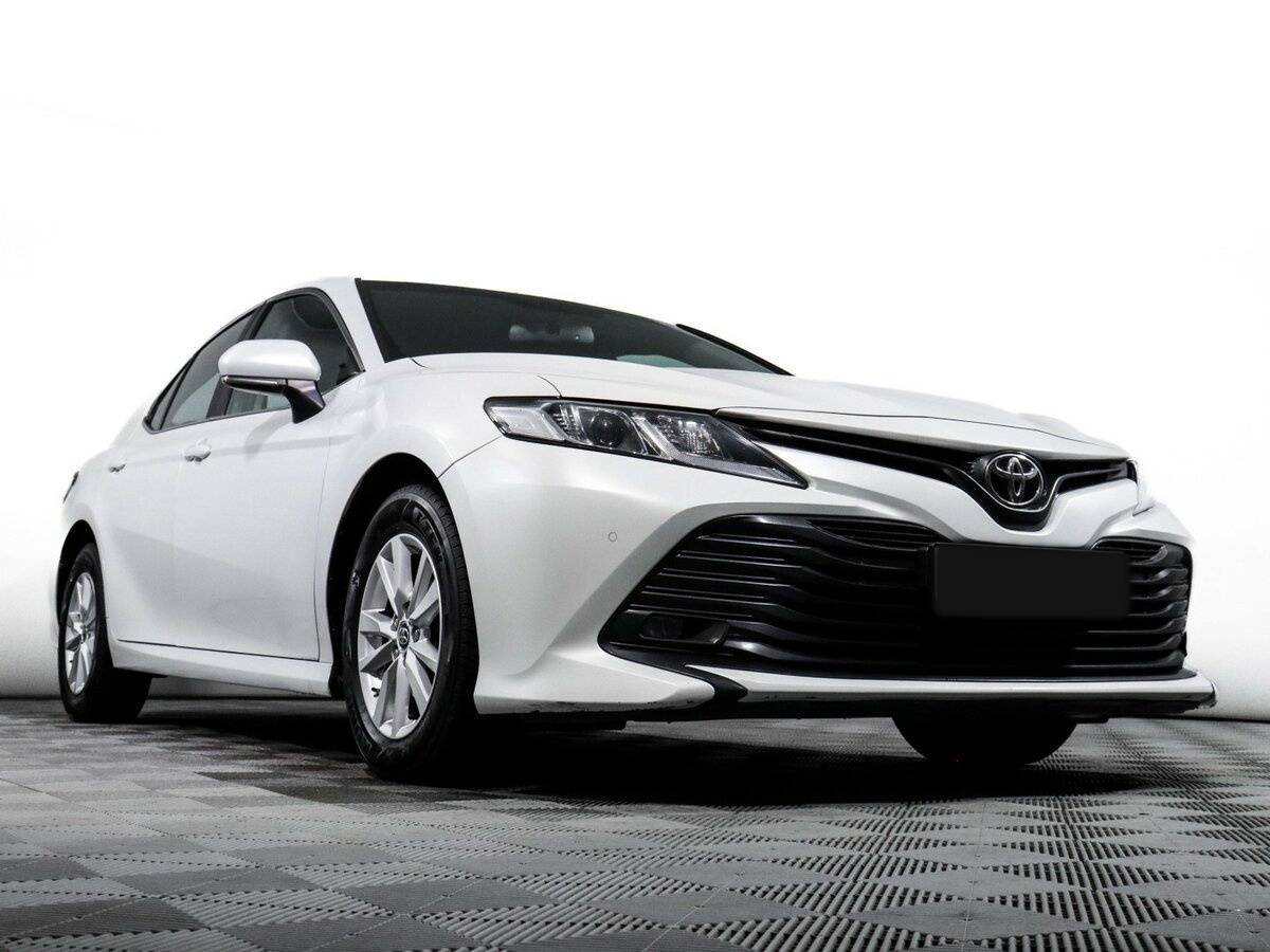 Toyota Camry 2020 года с пробегом. Фото: #14