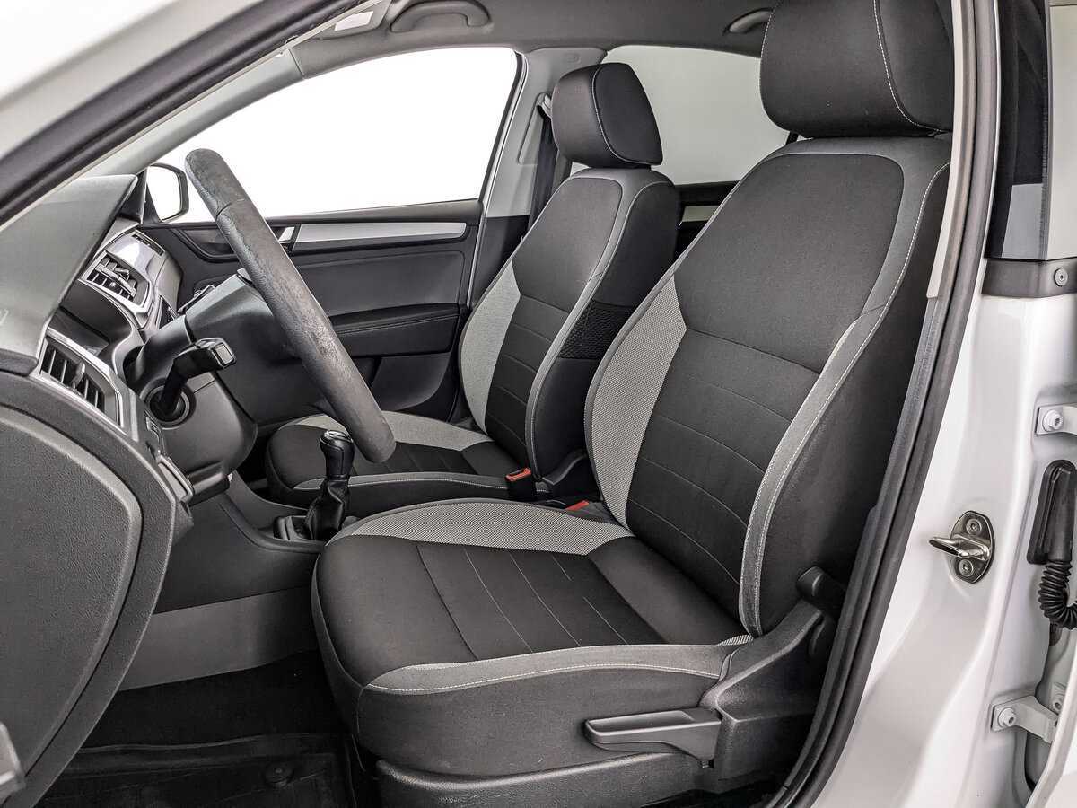 Skoda Rapid 2019 года с пробегом. Фото: #15
