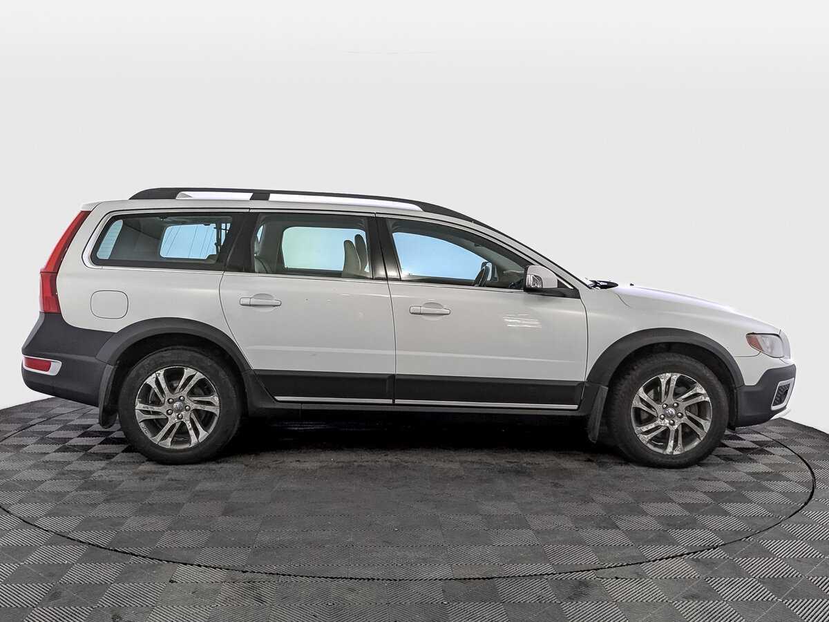 Volvo XC70 2012 года с пробегом. Фото: #3