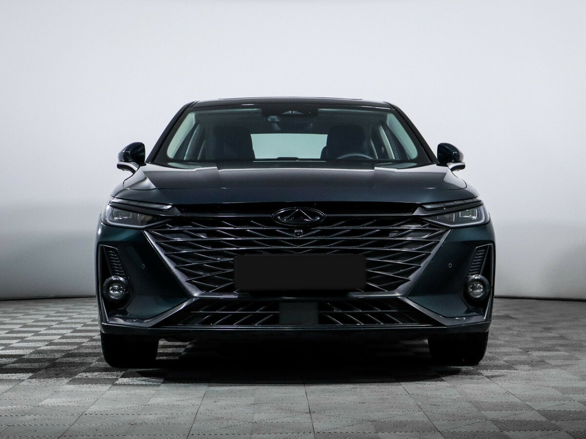Chery Arrizo 8 2023 года с пробегом. Фото: #2