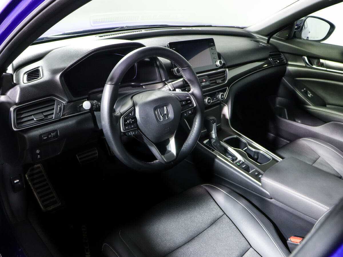 Honda Accord 2022 года с пробегом. Фото: #10