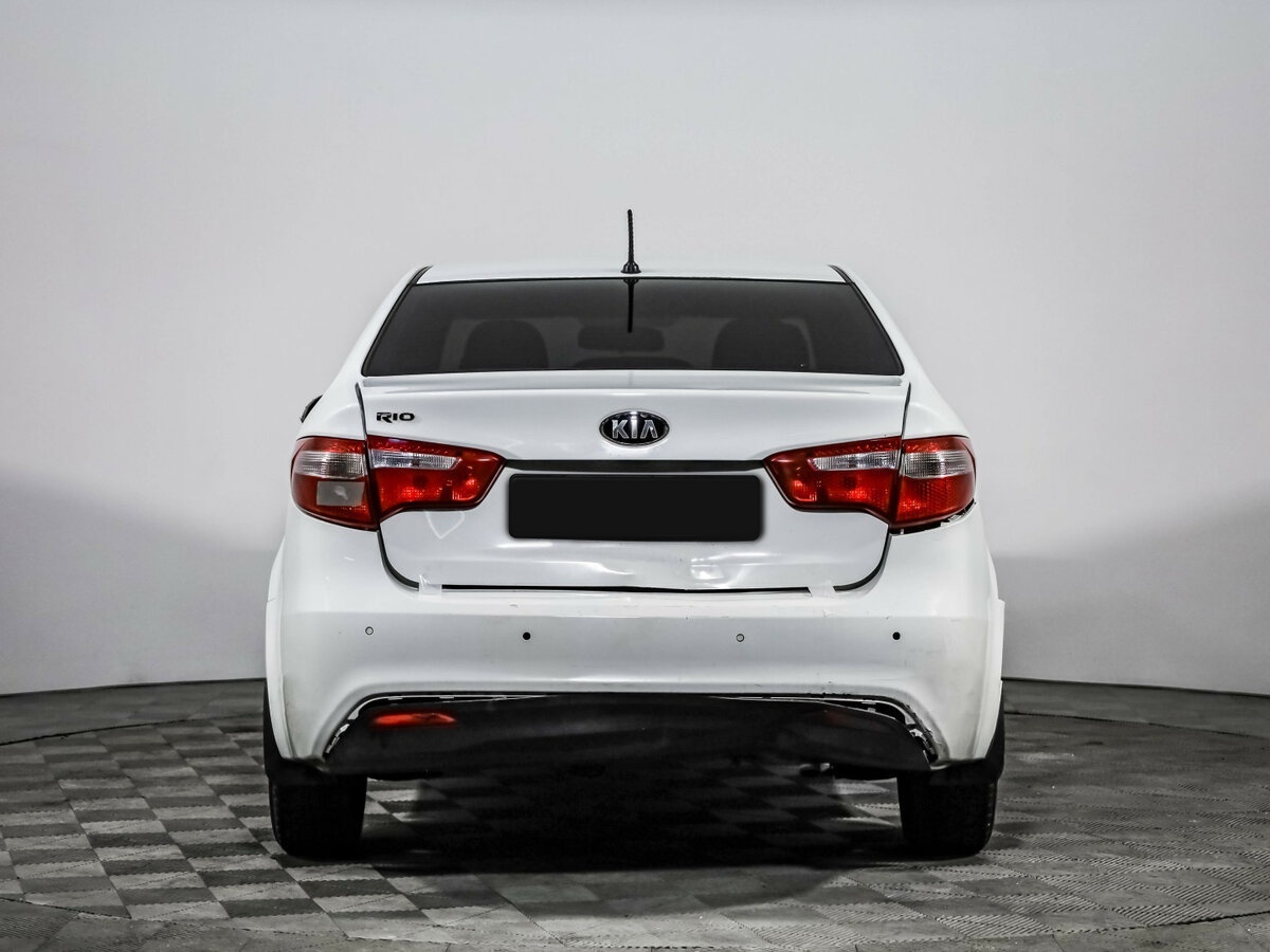 Kia Rio 2013 года с пробегом. Фото: #4