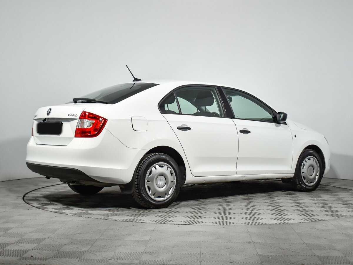 Skoda Rapid 2017 года с пробегом. Фото: #4