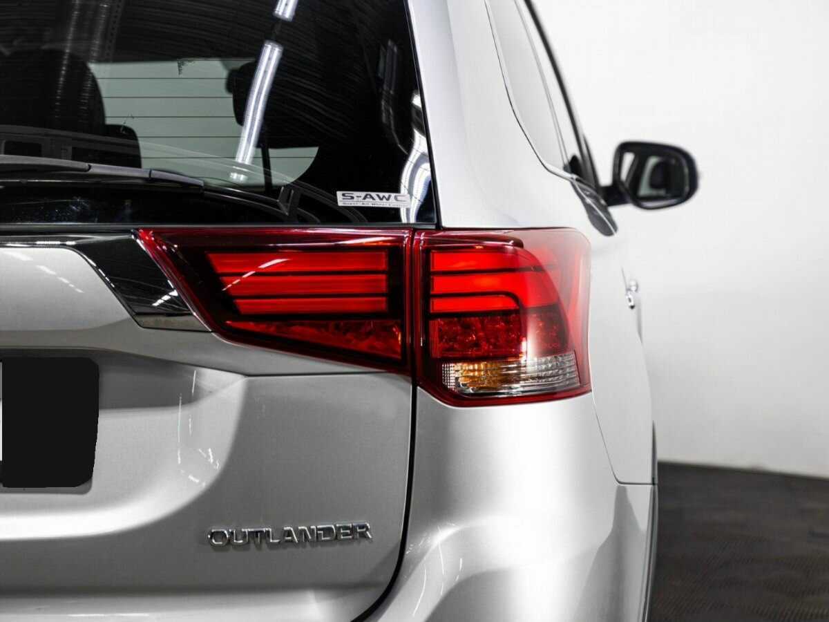 Mitsubishi Outlander 2018 года с пробегом. Фото: #6