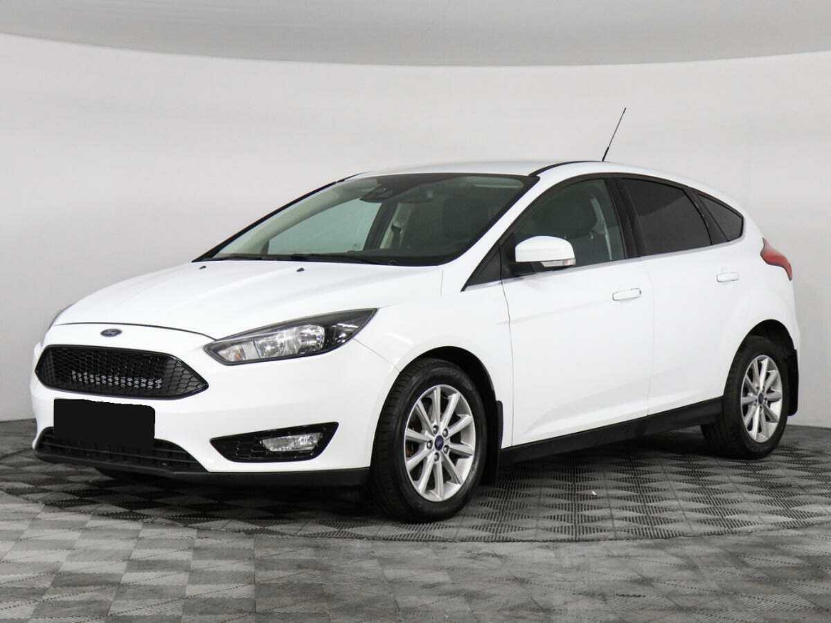 Ford Focus 2015 года с пробегом. Посмотреть фото