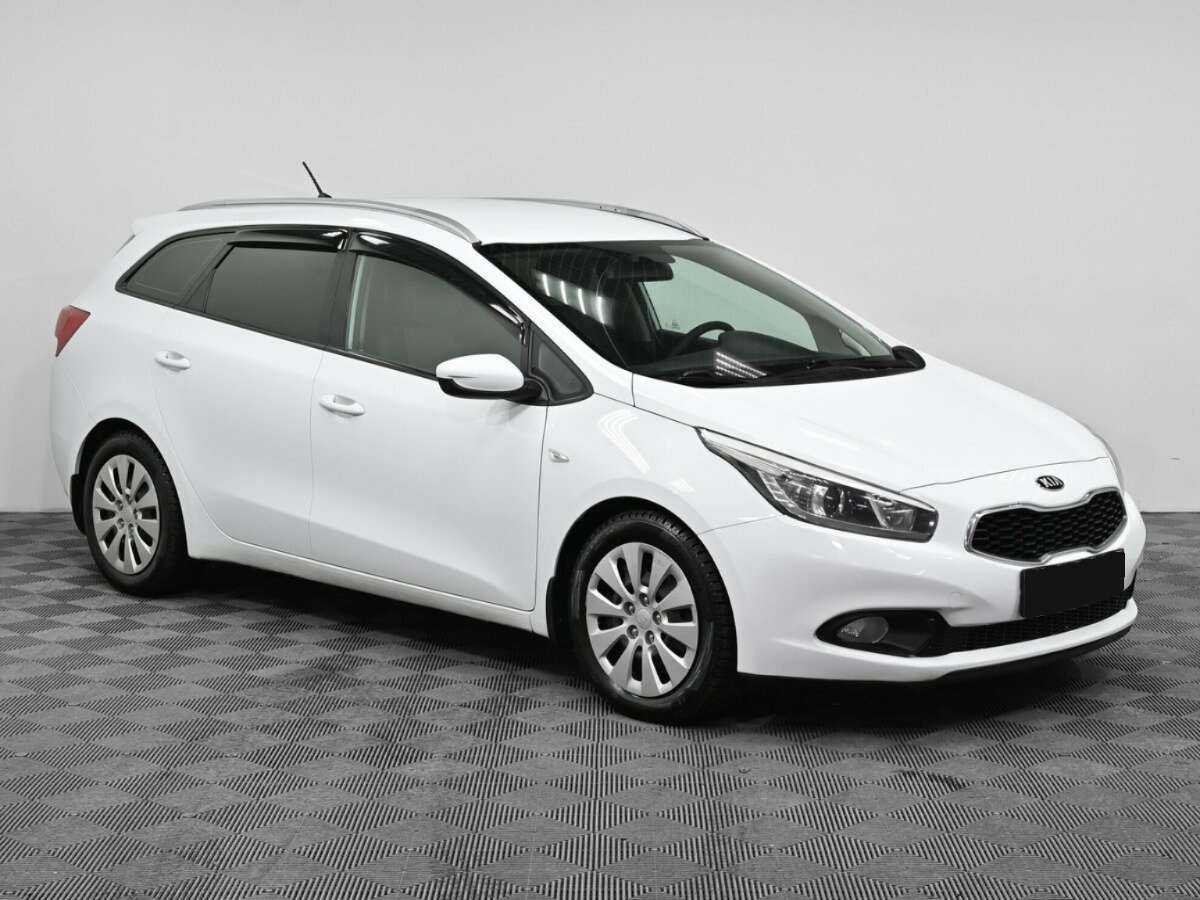 Kia Ceed 2013 года с пробегом. Фото: #2