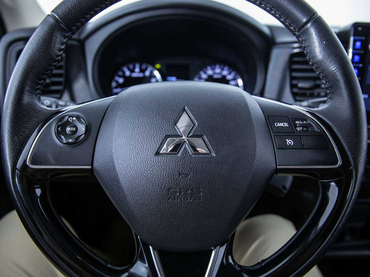 Mitsubishi Outlander 2020 года с пробегом. Фото: #15