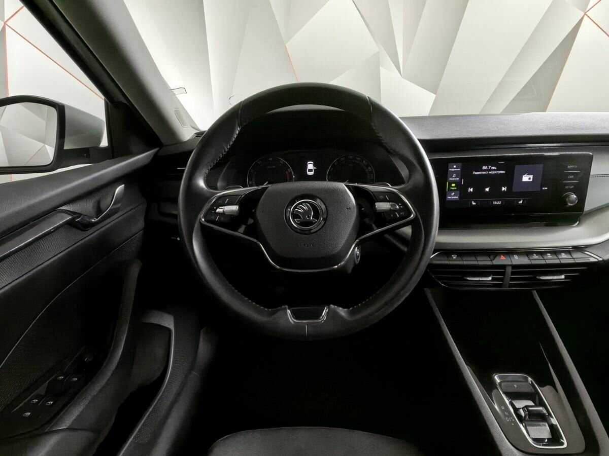 Skoda Octavia 2021 года с пробегом. Фото: #14