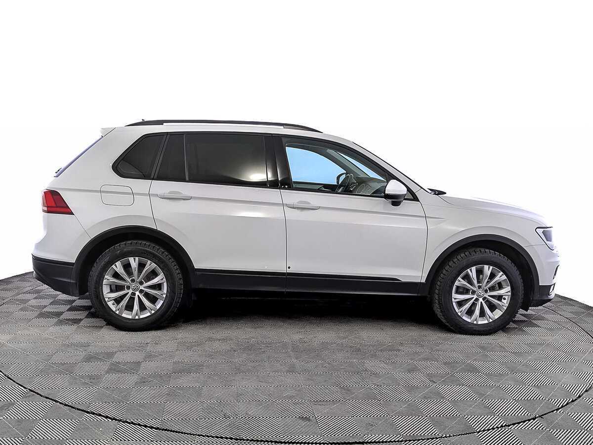 Volkswagen Tiguan 2018 года с пробегом. Фото: #3