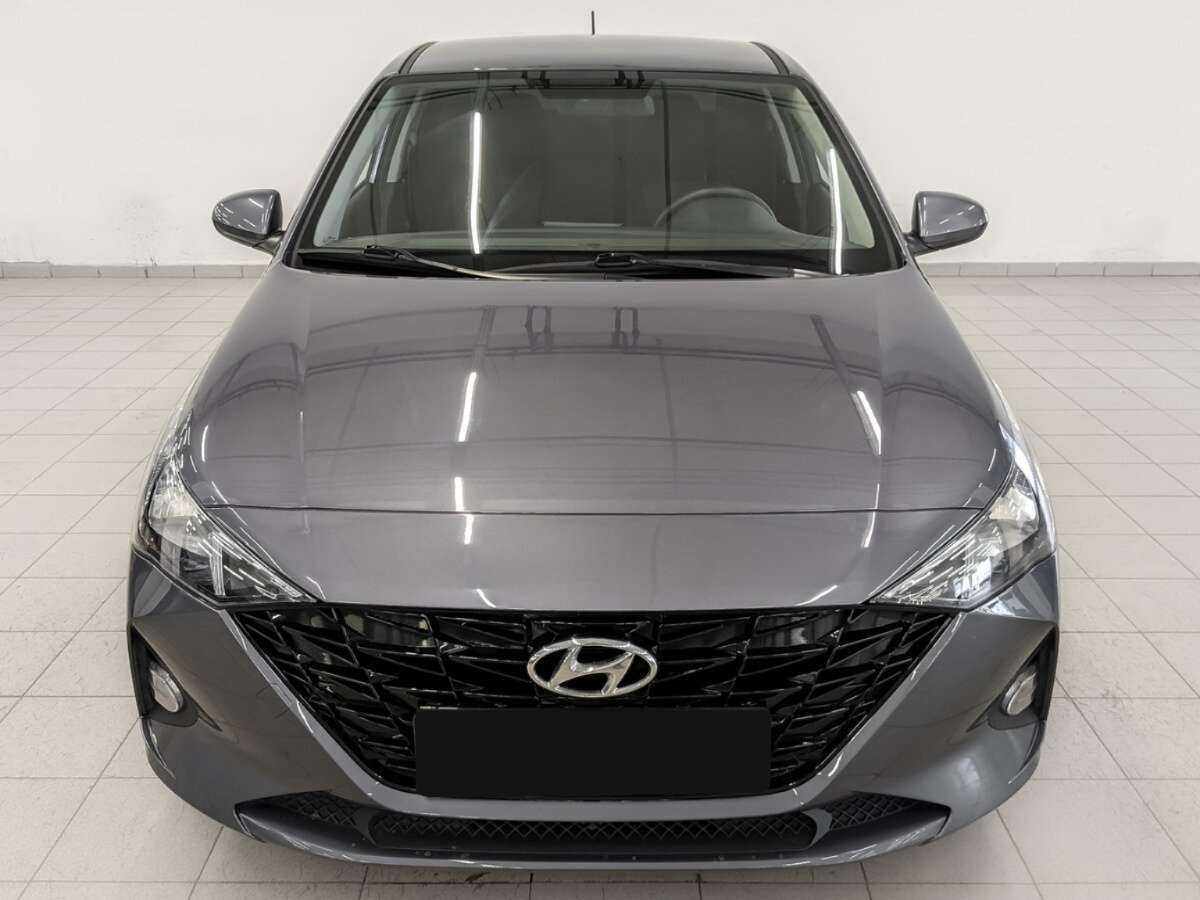 Hyundai Solaris 2022 года с пробегом. Посмотреть фото