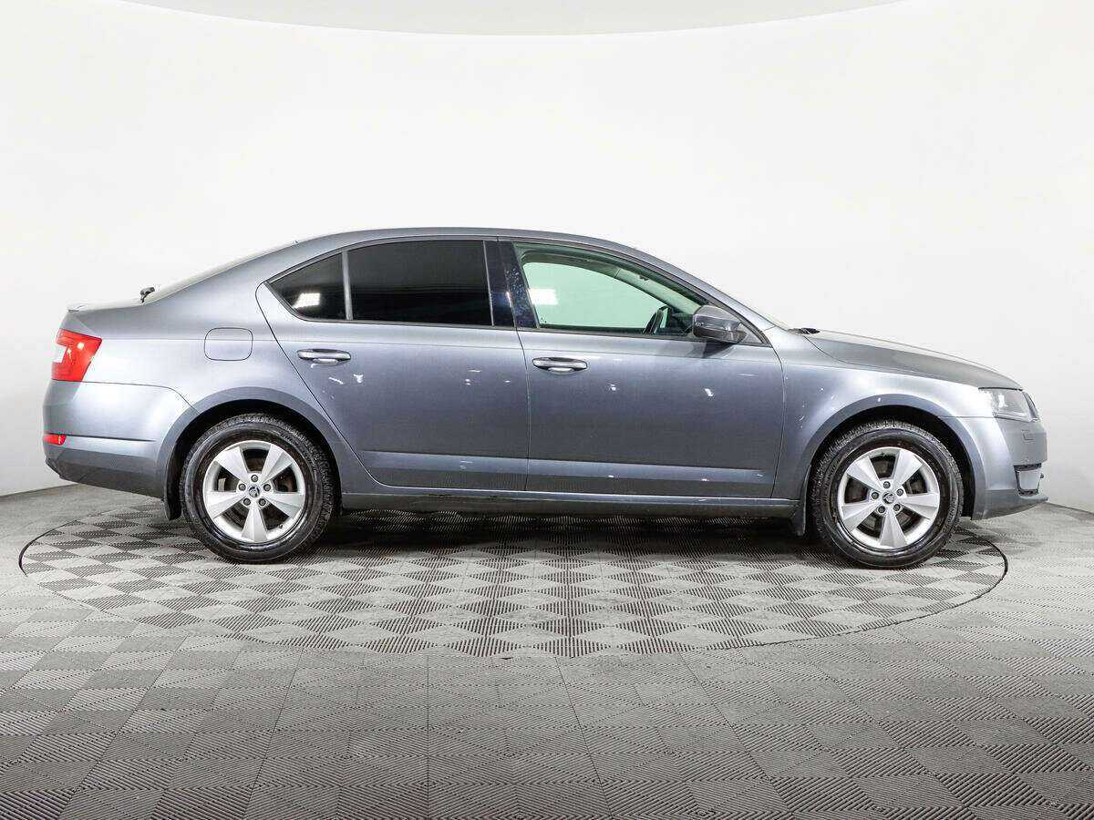 Skoda Octavia 2015 года с пробегом. Фото: #3
