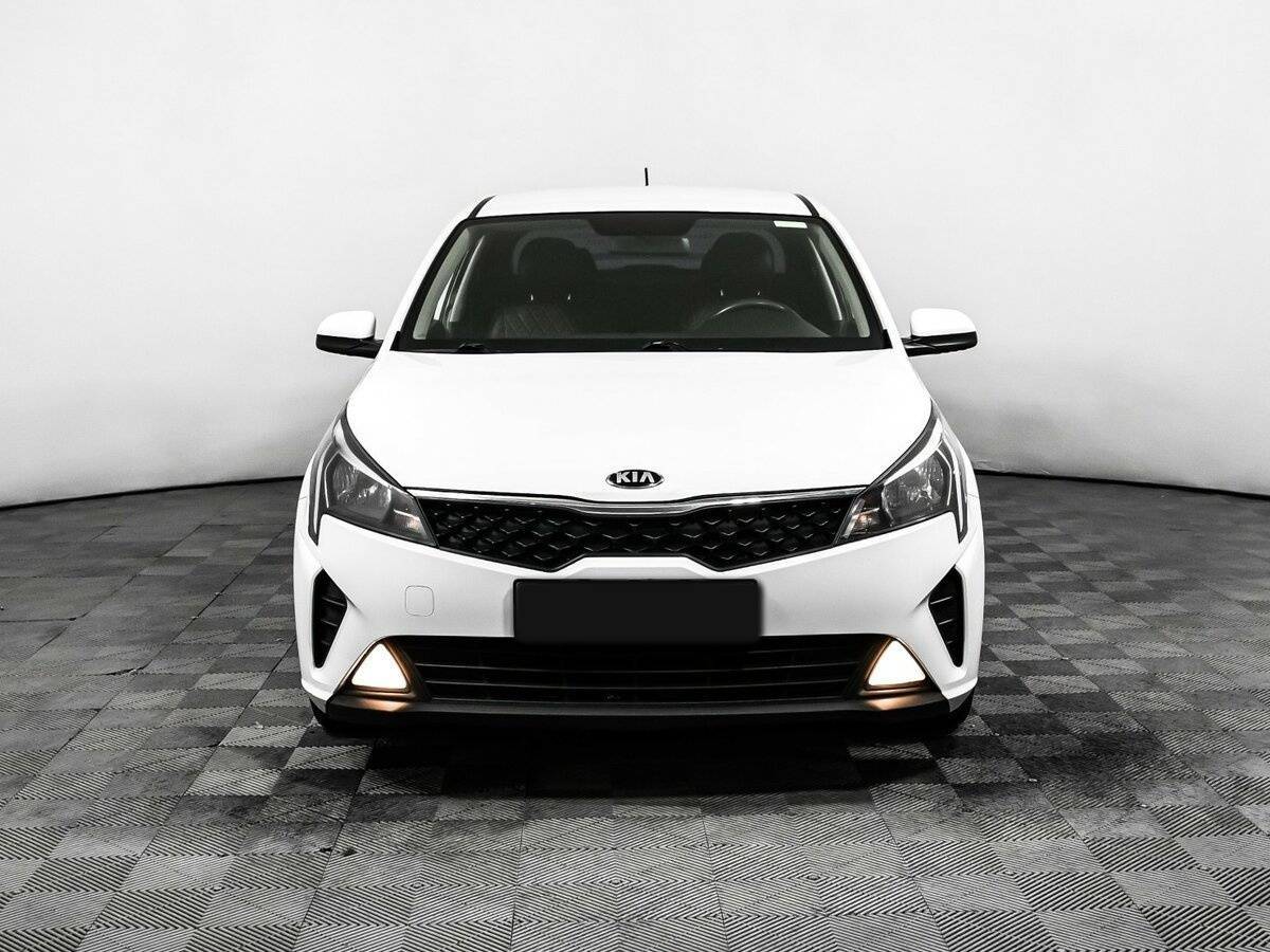 Kia Rio 2021 года с пробегом. Фото: #1