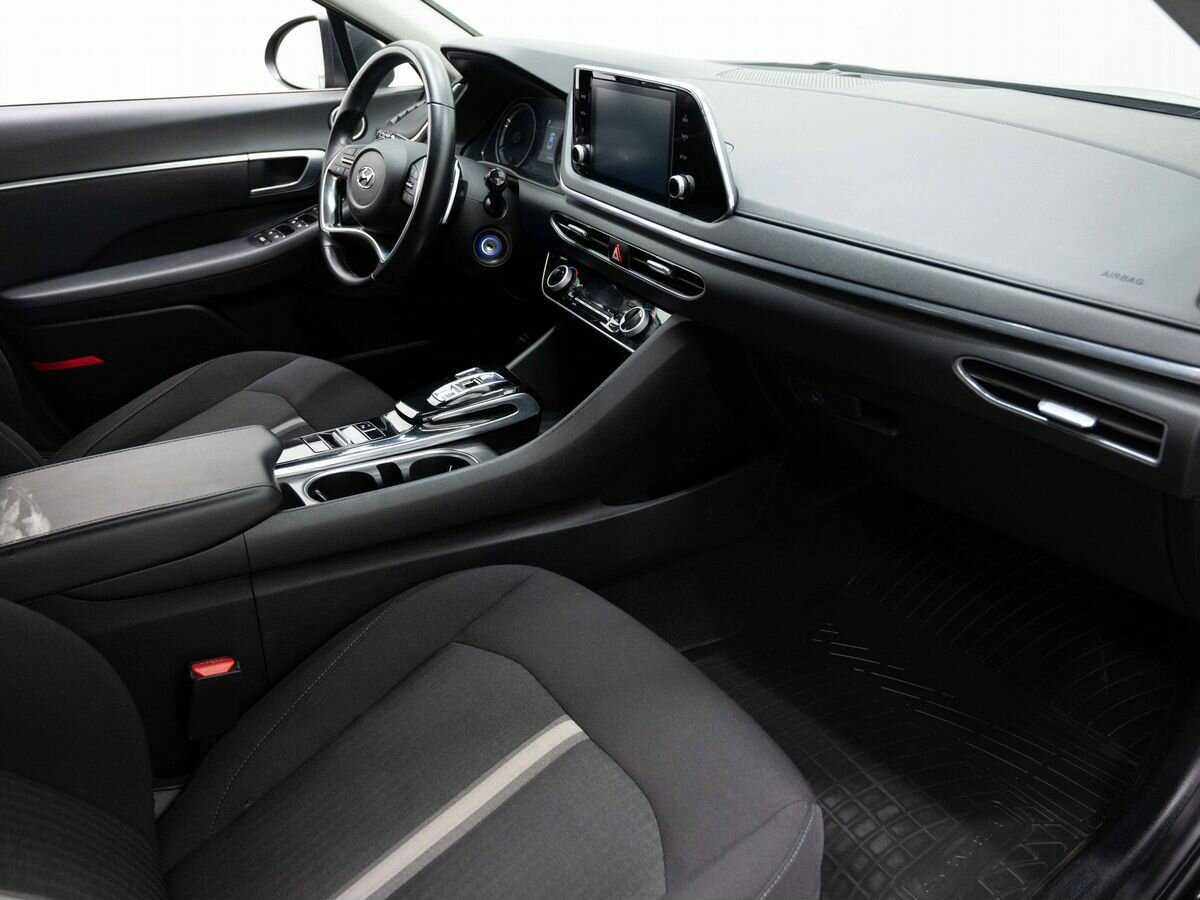 Hyundai Sonata 2019 года с пробегом. Фото: #10