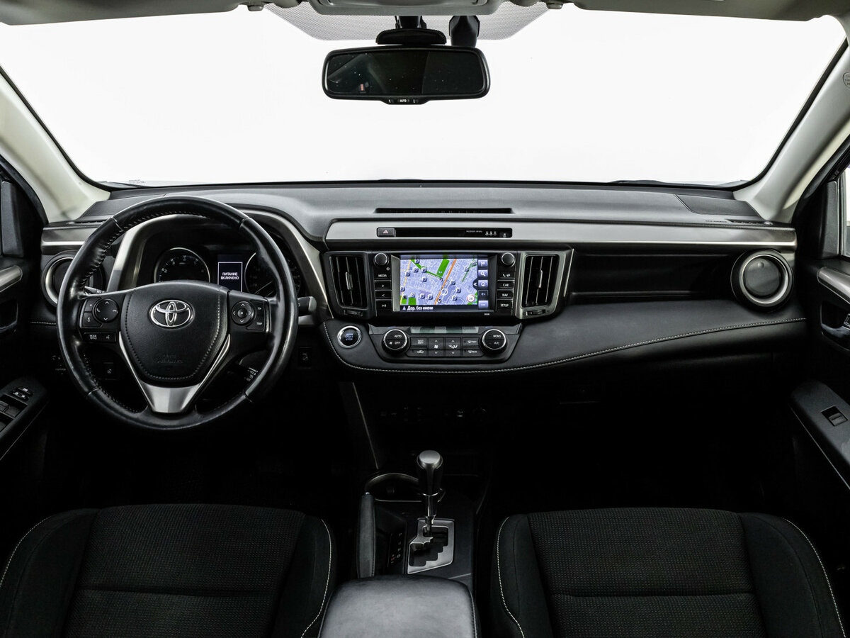 Toyota RAV4 2018 года с пробегом. Фото: #7