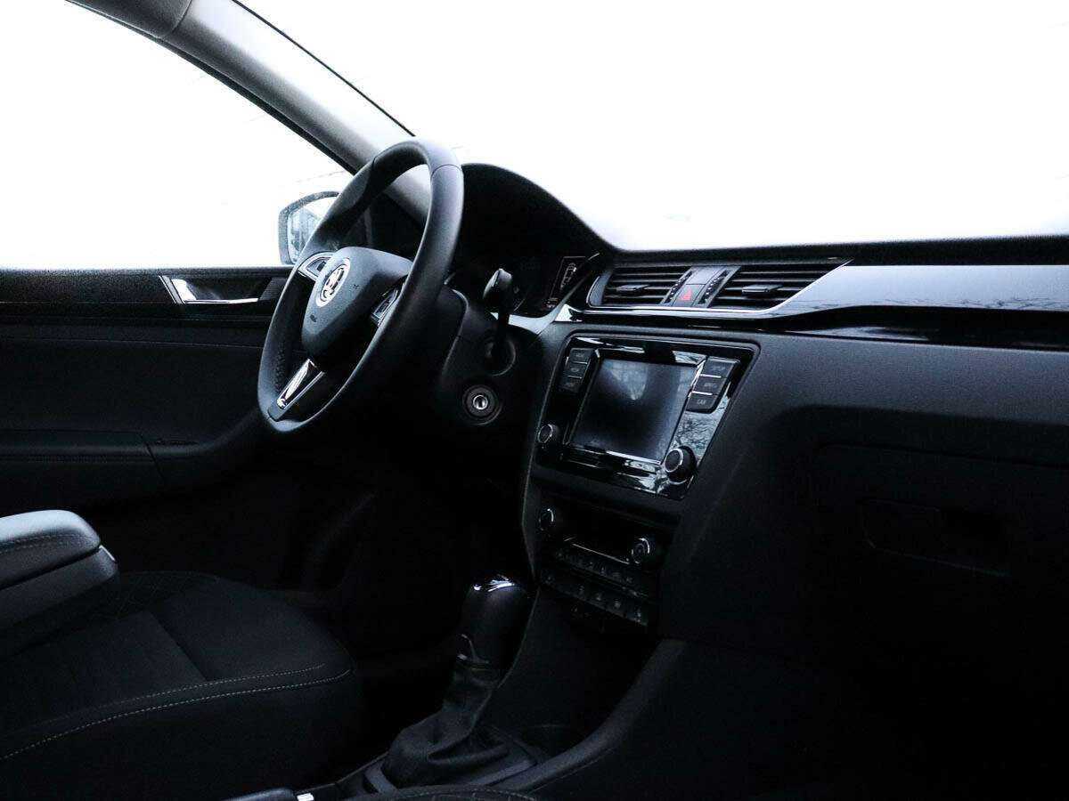 Skoda Rapid 2019 года с пробегом. Фото: #6
