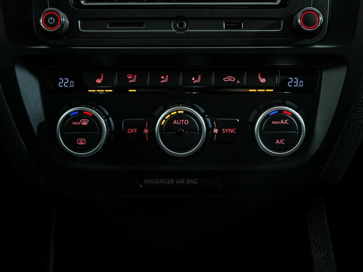 Volkswagen Jetta 2012 года с пробегом. Фото: #13