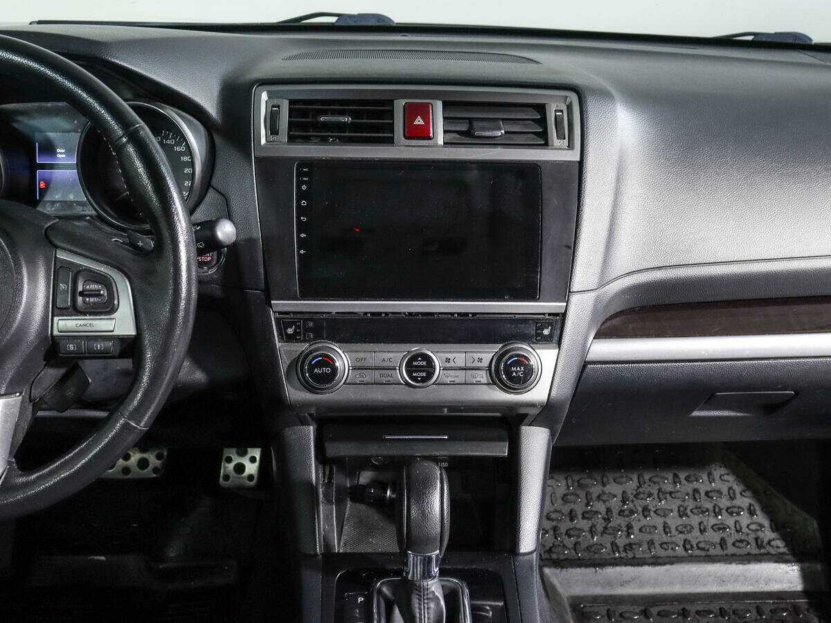 Subaru Outback 2017 года с пробегом. Фото: #11