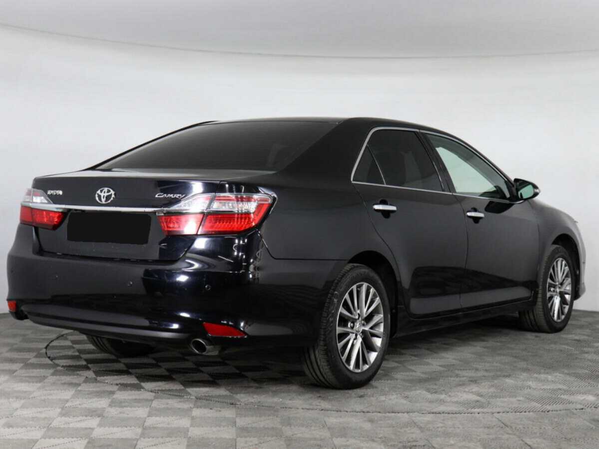 Toyota Camry 2017 года с пробегом. Фото: #4