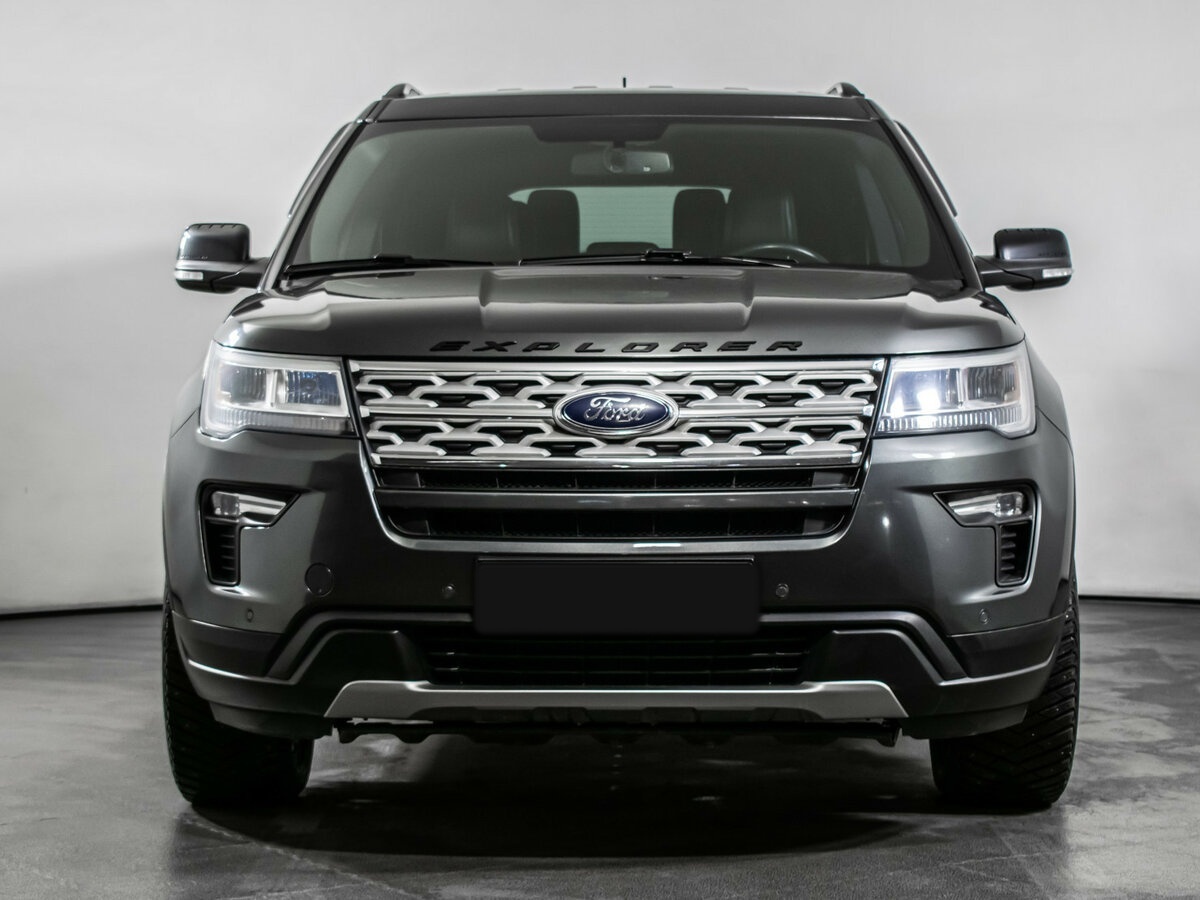 Ford Explorer 2018 года с пробегом. Фото: #1