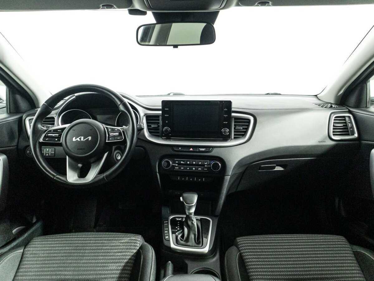 Kia Ceed 2021 года с пробегом. Фото: #12