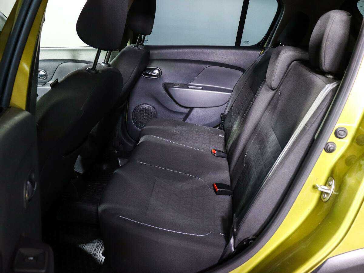Renault Sandero 2016 года с пробегом. Фото: #7