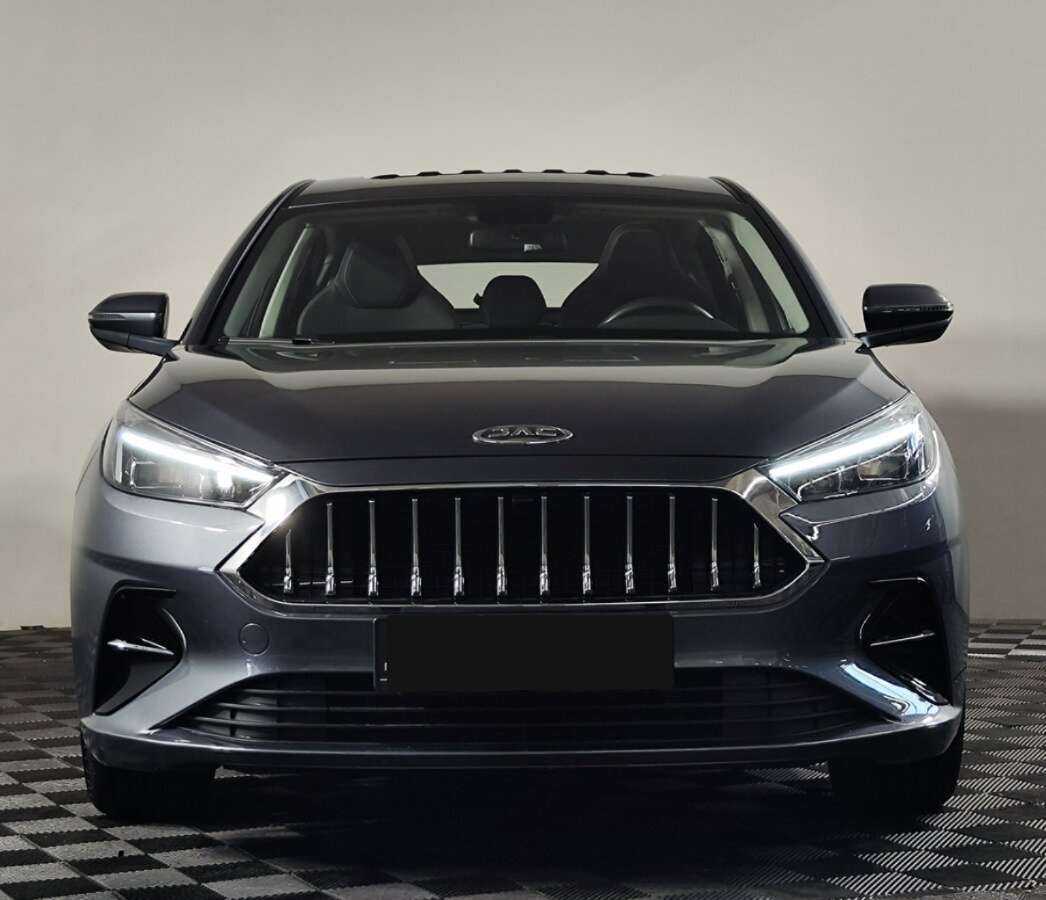 JAC J7 2023 года с пробегом. Посмотреть фото