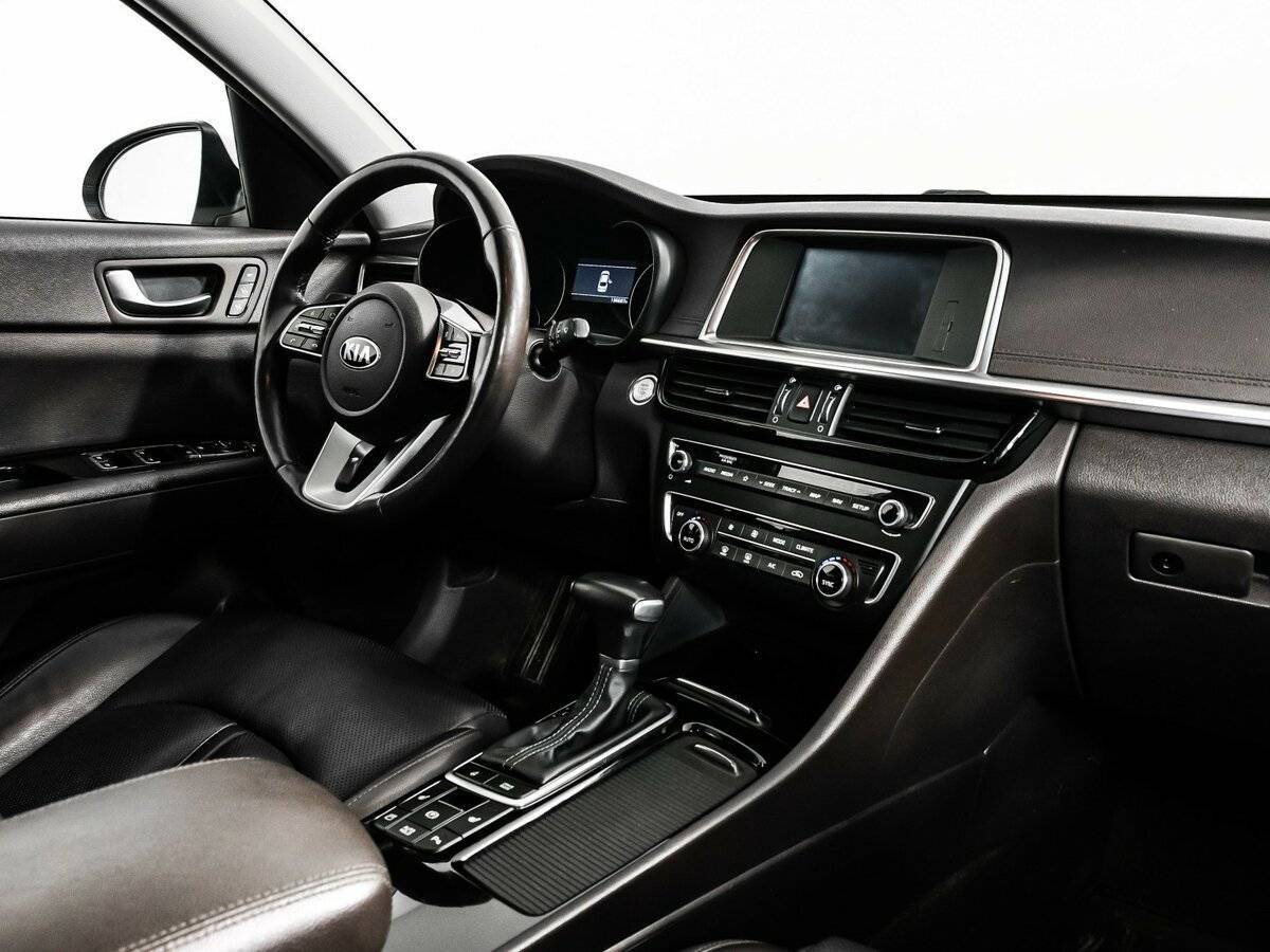 Kia Optima 2018 года с пробегом. Фото: #8