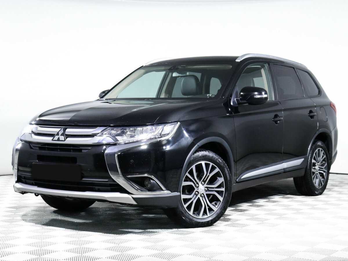 Mitsubishi Outlander 2018 года с пробегом. Посмотреть фото