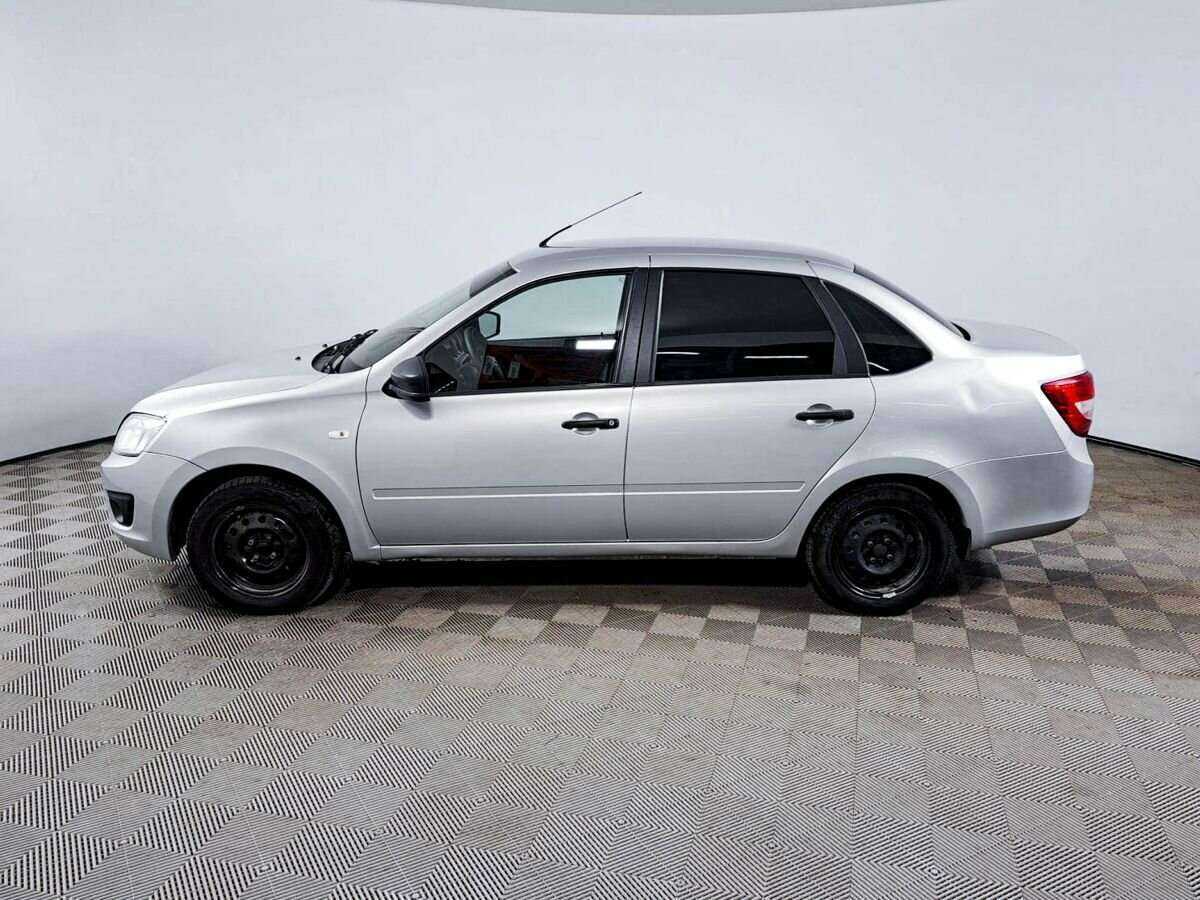Lada (ВАЗ) Granta 2018 года с пробегом. Фото: #7