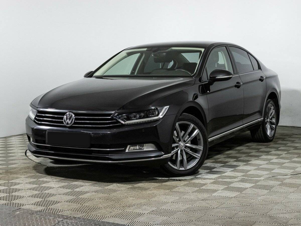 Volkswagen Passat 2016 года с пробегом. Фото: #0