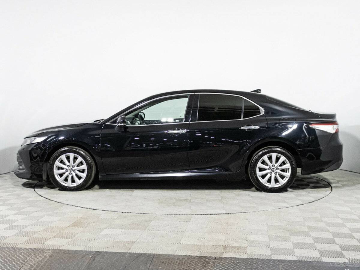 Toyota Camry 2019 года с пробегом. Фото: #7