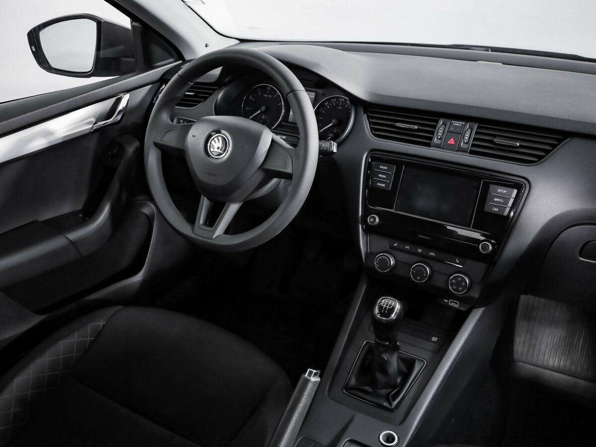 Skoda Octavia 2018 года с пробегом. Фото: #5