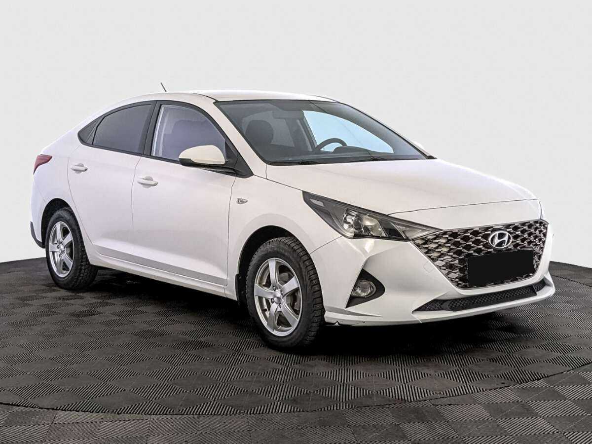 Hyundai Solaris 2021 года с пробегом. Фото: #2