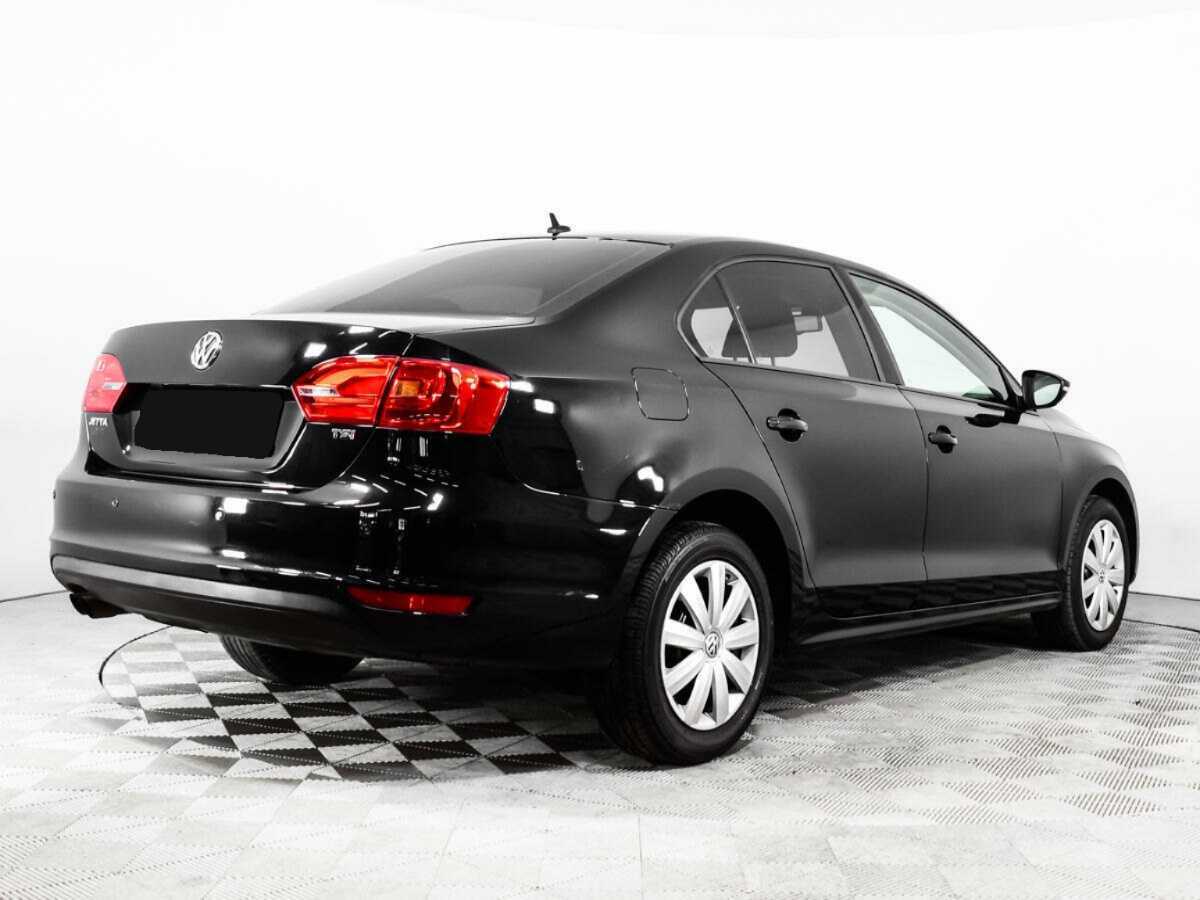 Volkswagen Jetta 2013 года с пробегом. Фото: #4