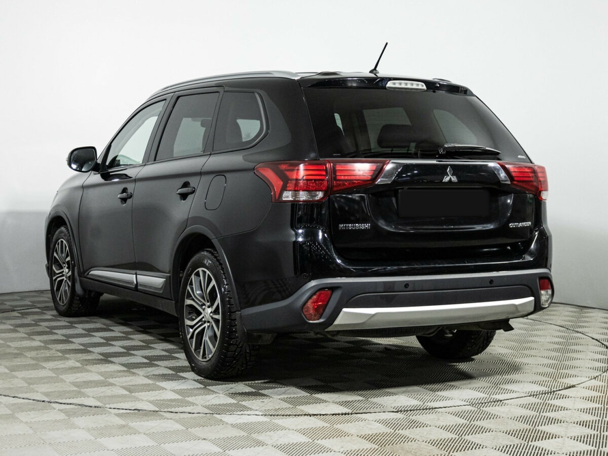 Mitsubishi Outlander 2016 года с пробегом. Фото: #5